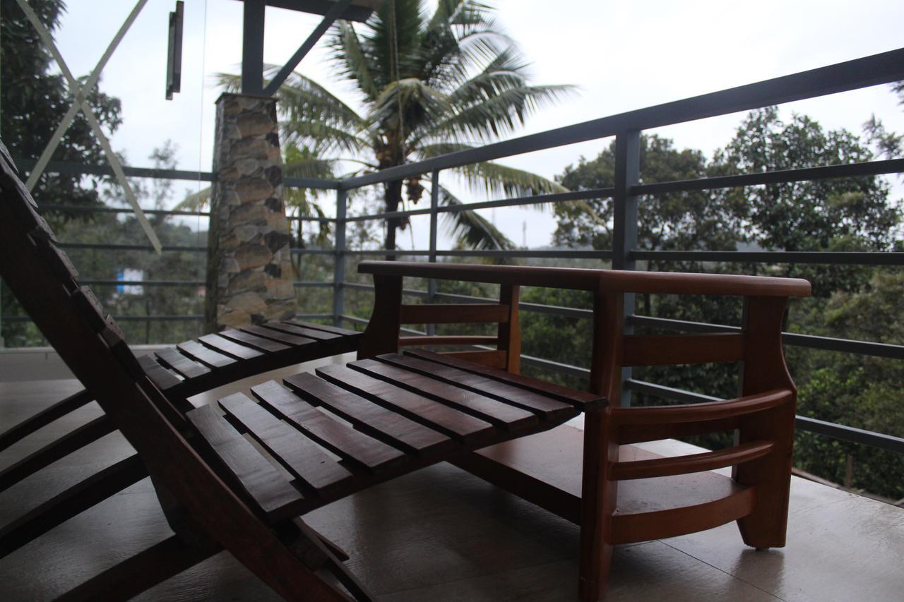 Letstay Vythiri Hill Palace Exterior foto